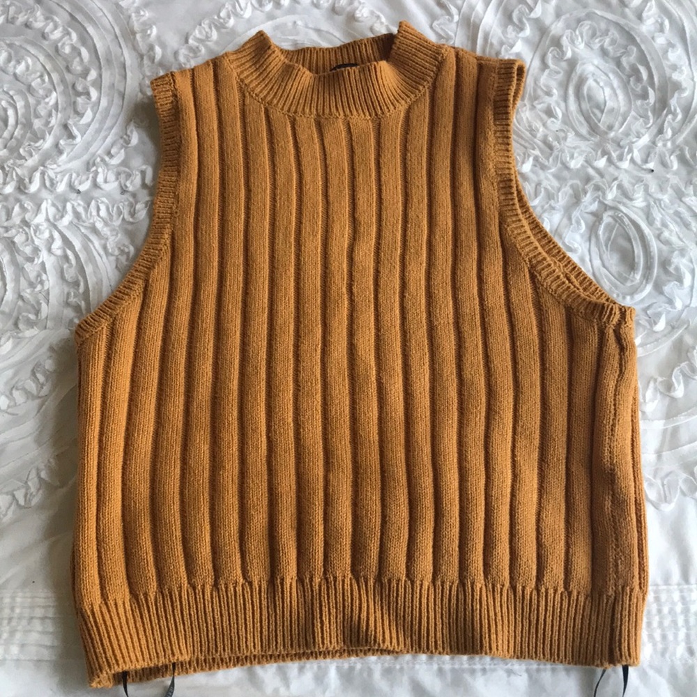 Crop tank sweater